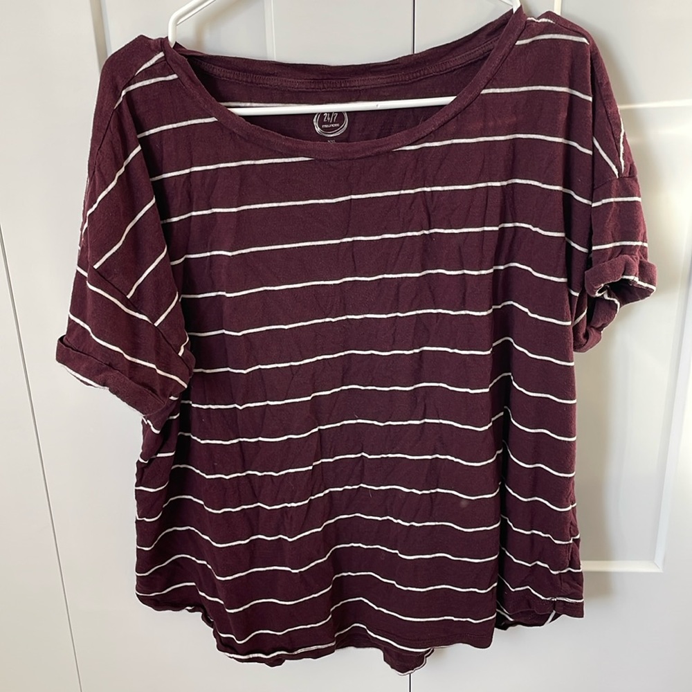 Maurice’s maroon striped 24/7 t-shirt